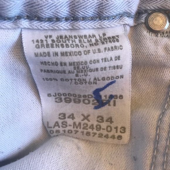 Wrangler | Denim Distressed Short Hi Rise - Picture 3 of 5